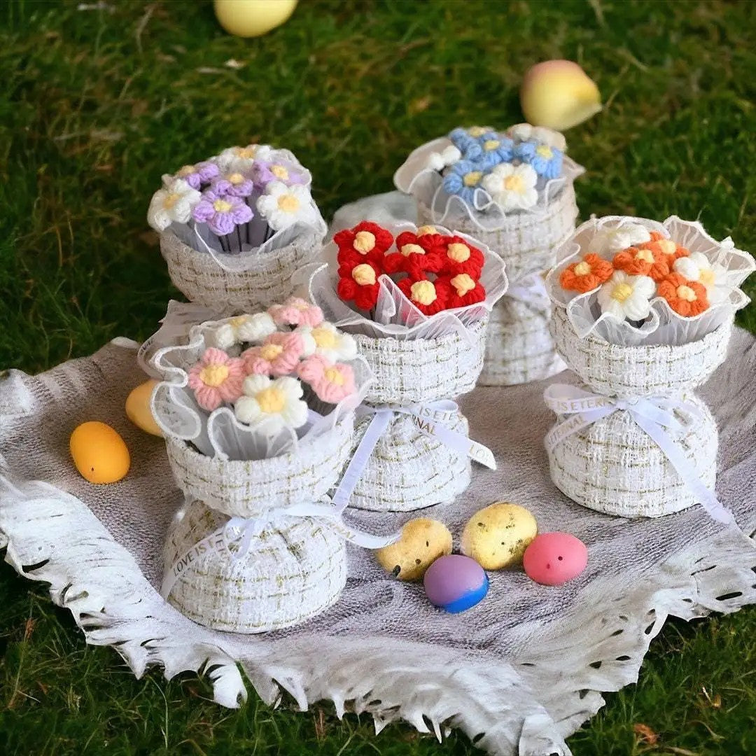 Wool Knitted Bouquet Simulation Puff Flower Classic Style Hand Bouquet Fabric Knitted Flower Bouquet