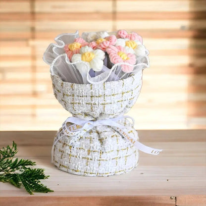 Wool Knitted Bouquet Simulation Puff Flower Classic Style Hand Bouquet Fabric Knitted Flower Bouquet